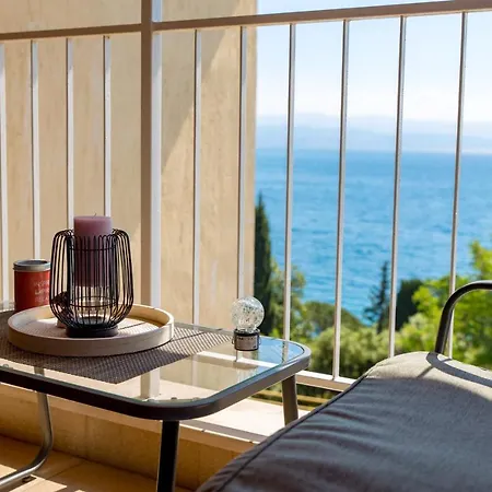 Divine Opatija-50m To The Sea Apartment *