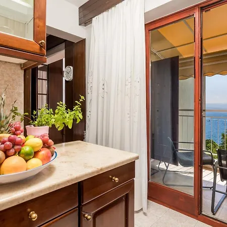 Divine Opatija-50m To The Sea Apartment *