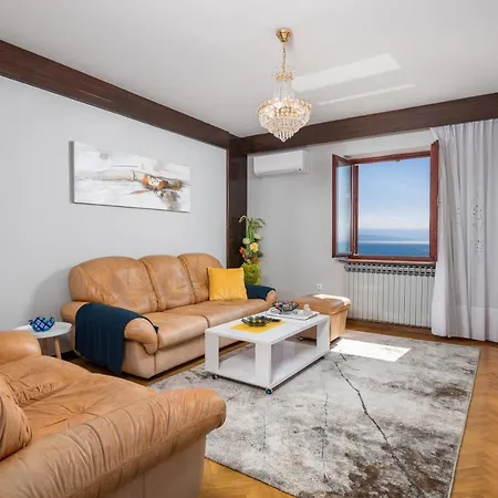 Divine Opatija-50m To The Sea